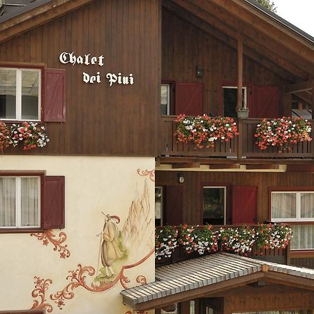 Chalet Dei Pini Aparthotel Madonna di Campiglio Luaran gambar