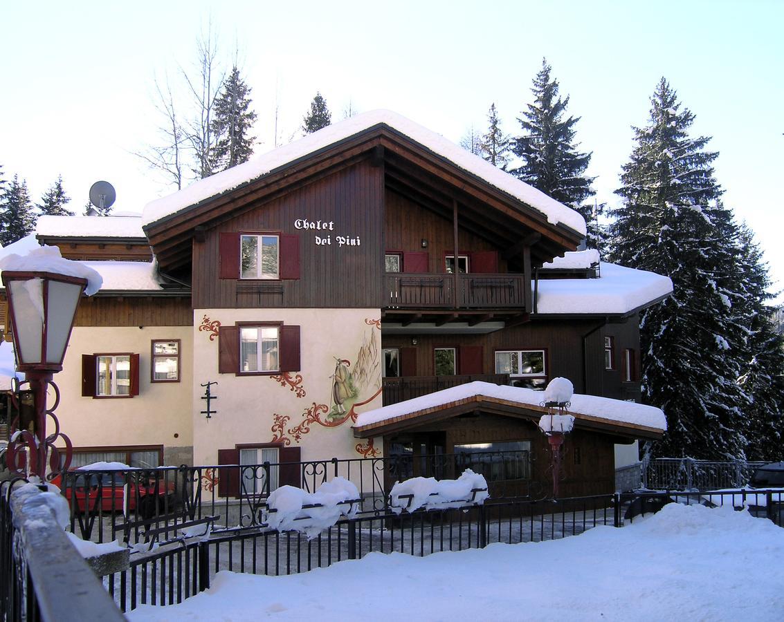 Chalet Dei Pini Aparthotel Madonna di Campiglio Luaran gambar
