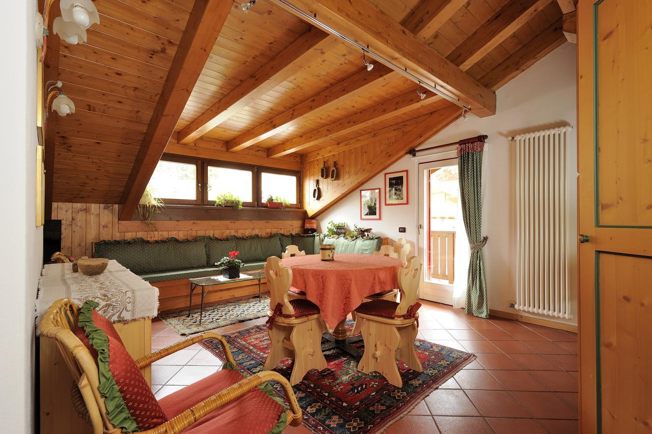 Chalet Dei Pini Aparthotel Madonna di Campiglio Luaran gambar
